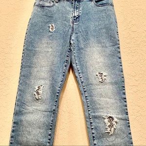 DG2 Diane Gilman Boot Cut  Distressed Jean Size 8